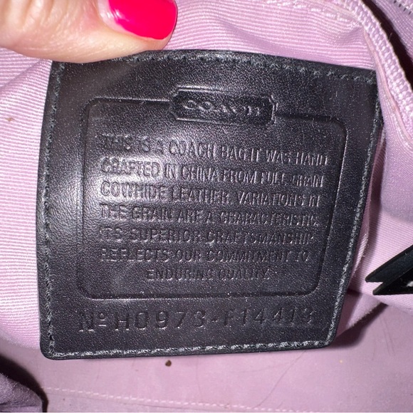 COACH Hamptons Patent Leather Embossed Medium Carryall F14413 - Picture 7 of 7